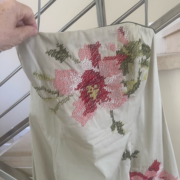 Vintage Floral Embroidered Strapless Dress - Picture 3 of 16